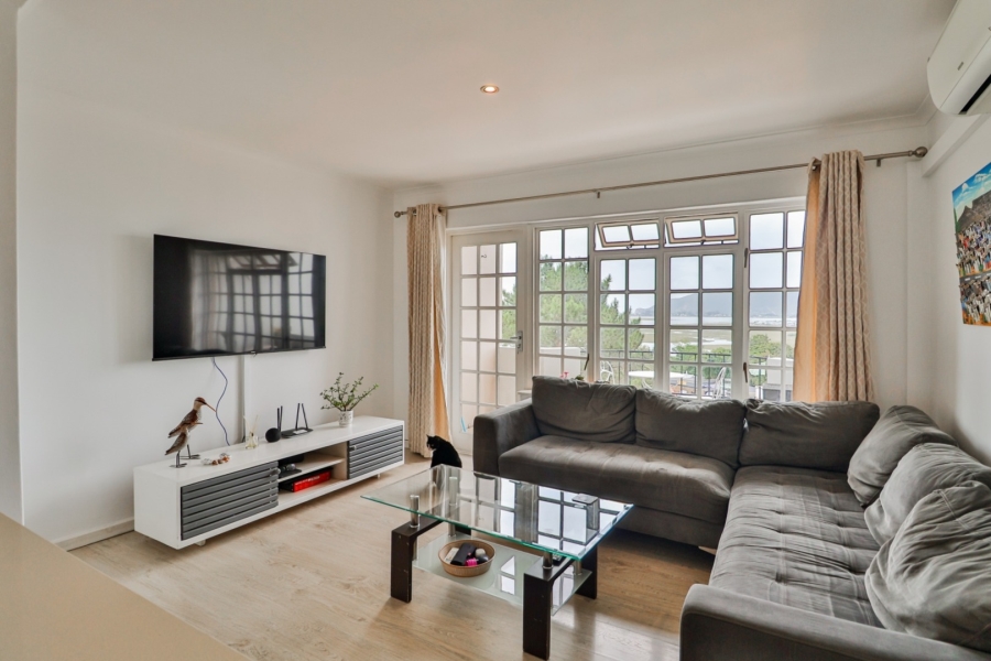To Let 2 Bedroom Property for Rent in Old Place Western Cape